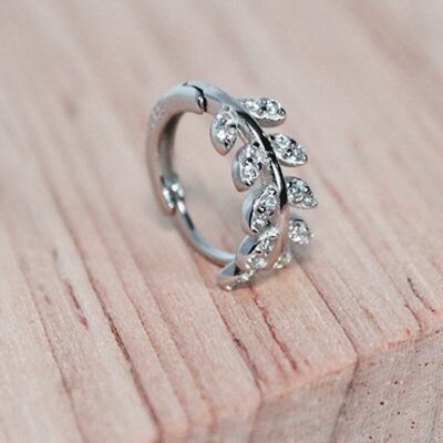 Sterling Silver Glamorous Cubic Zirconia Leaf Hoop Earring (Single)